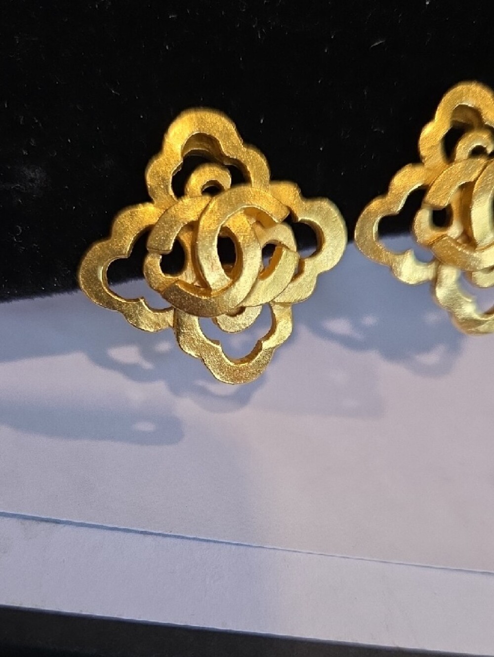 Chanel Gold-Tone Floral Logo Clipon Earrings -COA - Picture 2 of 11